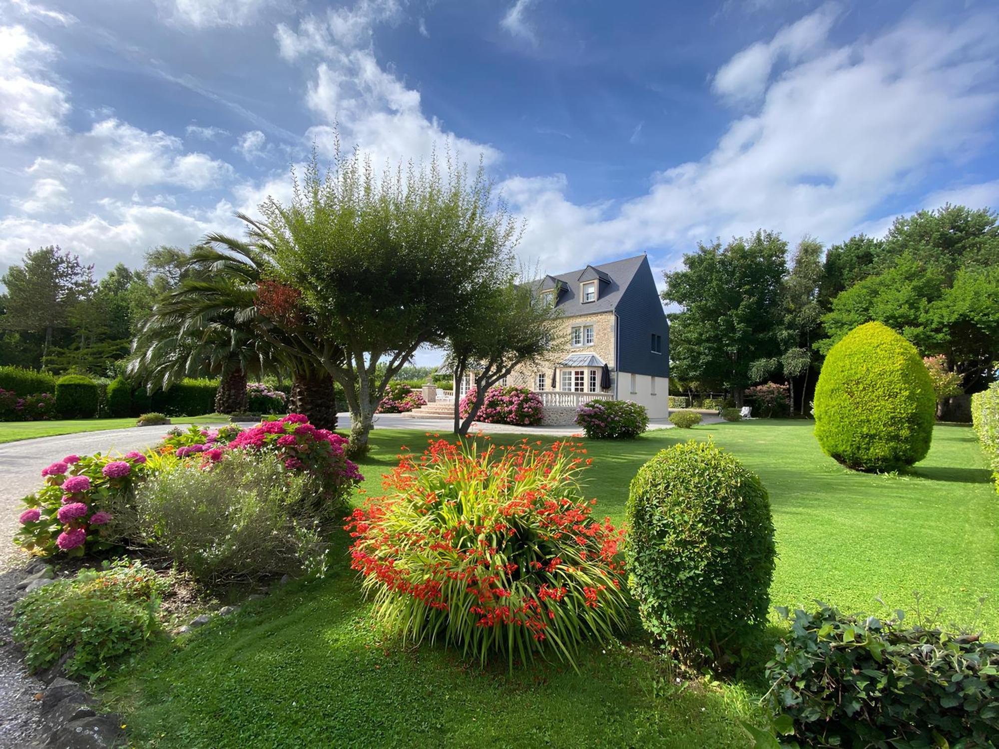 Duplex Bellevue, Vue Mer, A 50M De La Plage! Réville Exterior foto